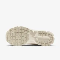 Nike Zoom Vomero 5 жіноча Кросівки колір коричневий