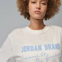 Nike Jordan Brooklyn женская Graphic футболка цвет белый