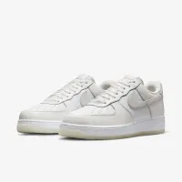 Nike Air Force 1 '07 LV8 чоловічі Кросівки колір білий