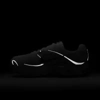 Nike Air Max Moto 2K мужские Кроссовки цвет белый