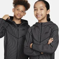 Nike Sportswear Tech Fleece Big детские (Boy's) Winterized Full-Zip Толстовка с капюшоном цвет черный