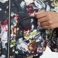 Nike Sportswear Tech Pack жіноча Therma-FIT оверсайз Reversible Floral Bomber Куртка колір червоний