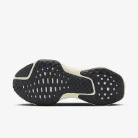 Nike Invincible 3 чоловічі Road Running Кросівки колір коричневий