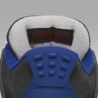 Nike Air Jordan 4 Retro 