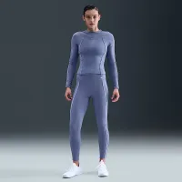 Nike One Fitted жіноча Dri-FIT Long-Sleeve Top блакитний