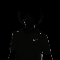 Nike Rise 365 чоловічі Dri-FIT Short-Sleeve Running Top колір зелений