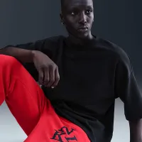 Nike Sportswear Club мужские Cuffed Fleece Joggers цвет красный