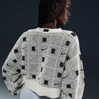 Nike Naomi Osaka женская Engineeцвет красный Knit Sweater цвет коричневый
