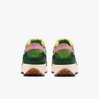 Nike Waffle Debut жіноча Кросівки колір зелений