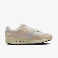 Nike Air Max 1 жіноча Кросівки колір білий