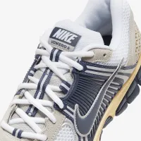 Nike Zoom Vomero 5 чоловічі Кросівки колір білий
