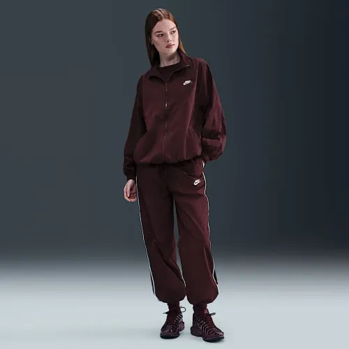 Nike Sportswear Windrunner женская Woven Pants цвет красный