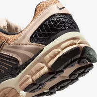 Nike Zoom Vomero 5 женская Кроссовки цвет коричневый