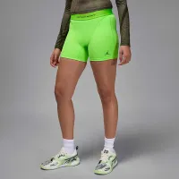 Nike Jordan Sport Leak Protection: Period жіноча Shortie колір зелений