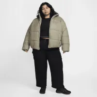 Nike Sportswear Classic Puffer женская Therma-FIT Loose Hooded Куртка (большие размеры) цвет зеленый