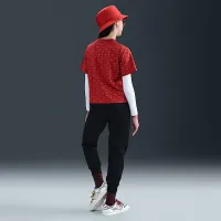 Nike x LEGO® Collection Girls' Cropped футболка цвет красный