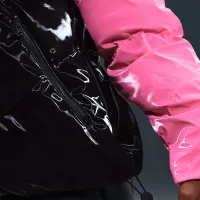 Nike Sportswear женская Therma-FIT Shine Puffer Pink