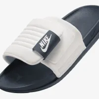 Nike Offcourt Adjust мужские Slides цвет белый