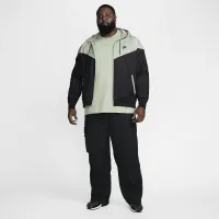 Nike Sportswear Premium Essentials чоловічі Long-Sleeve футболка колір зелений
