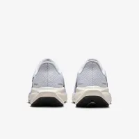 Nike Pegasus 41 жіноча Road Running Кросівки колір сірий