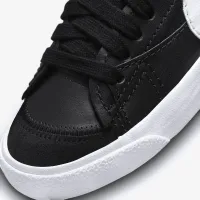 Nike Blazer Low '77 Jumbo жіноча Кросівки колір чорний