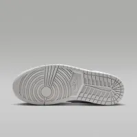 Nike Air Jordan 1 Mid чоловічі Кросівки колір білий