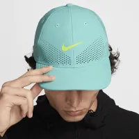 Nike Dri-FIT ADV Club Structuцвет красный Swoosh Cap цвет зеленый