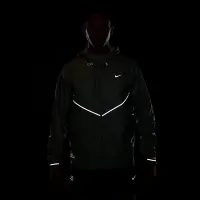 Nike Running Division чоловічі Storm-FIT ADV Running Куртка колір зелений