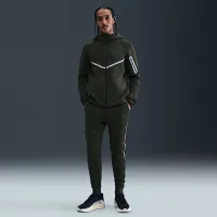 Nike Tech мужские Fleece Joggers with Reflective Accents цвет зеленый