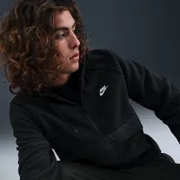 Nike Sportswear Club чоловічі Winterized Top колір чорний