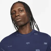 Nike Club чоловічі Allover Print футболка блакитний