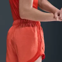 Nike Tempo женская Dri-FIT Mid-Rise Brief-Lined Running шорты цвет красный