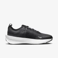 Nike Interact Run жіноча Road Running Кросівки колір чорний