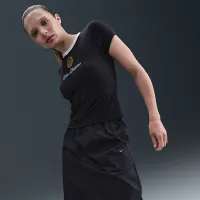 Nike Sportswear Chill Knit жіноча Slim Cropped футболка колір чорний