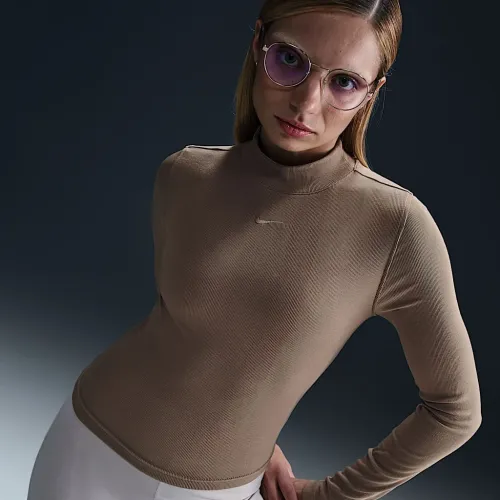 Nike Sportswear Essential жіноча Ribbed Mock-Neck Long-Sleeve Top колір коричневий
