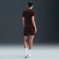 Nike (M) One женская Dri-FIT Slim-Fit Short-Sleeve Top (Maternity) цвет красный