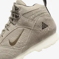Nike ACG Torre Mid Waterproof чоловічі Кросівки колір коричневий