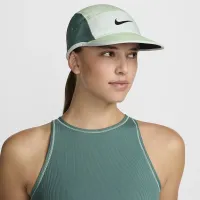 Nike Dri-FIT Fly Unstructuколір червоний Swoosh Cap колір зелений