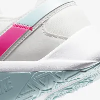 Nike Legend Essential 2 женская для тренировок Кроссовки цвет белый