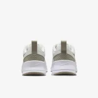Nike Air Max Nuaxis жіноча Кросівки колір білий