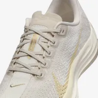 Nike Pegasus Plus жіноча Road Running Кросівки колір коричневий