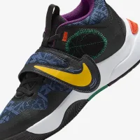 Nike Team Hustle D 11 SE Big дитячі баскетбольні Кросівки колір чорний