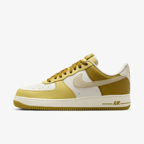 Nike Air Force 1 '07 чоловічі Кросівки колір коричневий