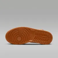 Nike Air Jordan 1 Mid SE жіноча Кросівки колір білий