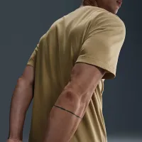 Nike Sportswear футболка колір коричневий