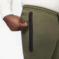Nike Sportswear Tech Fleece чоловічі Joggers колір зелений