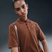 Nike Sportswear Essential женская Short-Sleeve Polo Костюм цвет коричневый