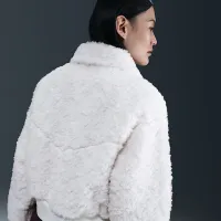 Nike Sportswear Essential женская Loose Bomber Куртка цвет белый