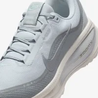 Nike Vomero 18 GORE-TEX мужские Waterproof Road Running Кроссовки with Reflective Accents цвет серый