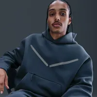 Nike Tech чоловічі Pullover Толстовка з капюшоном with Reflective Accents блакитний